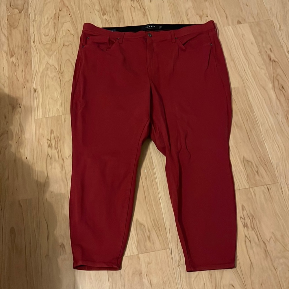 Torrid sky high skinny jeans in red, size 22 short